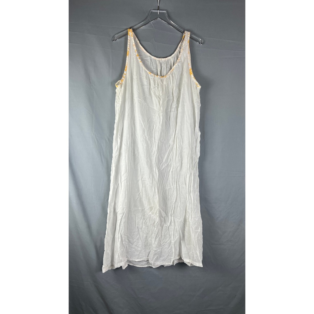 Vintage Womens Long Nightgown Large White Lightweight Scoop Neck Loungewear